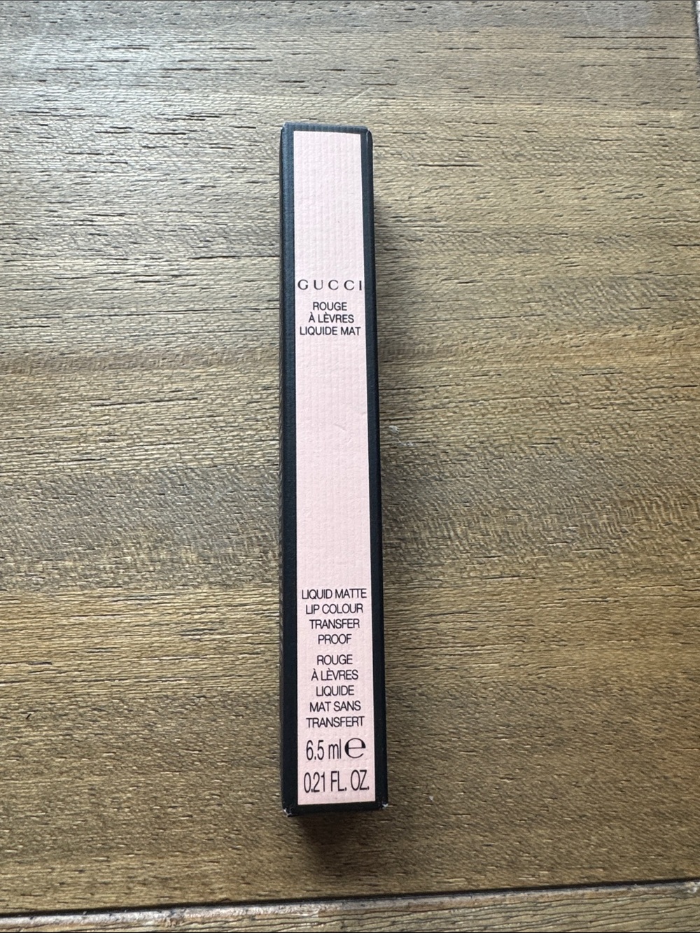 Gucci Rouge à Lèvres Liquide Mat Transfer-Proof Matte Liquid Lipstick Goldie Red